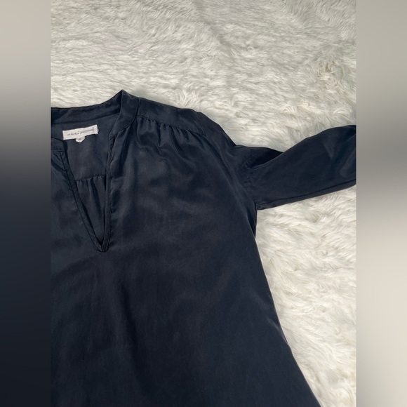 Amanda Uprichard | Navy 100% Silk Blouse - Picture 9 of 11